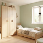 Sécuriser une chambre d'enfant après des travaux : les contrôles essentiels Chambre d’enfant rénovée avec rangements fixés, sol clair, fenêtre sécurisée et ambiance chaleureuse.
